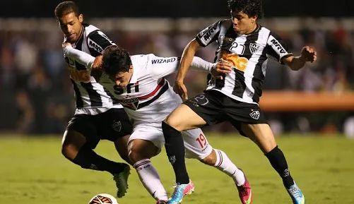 如此背景下 如此背景下