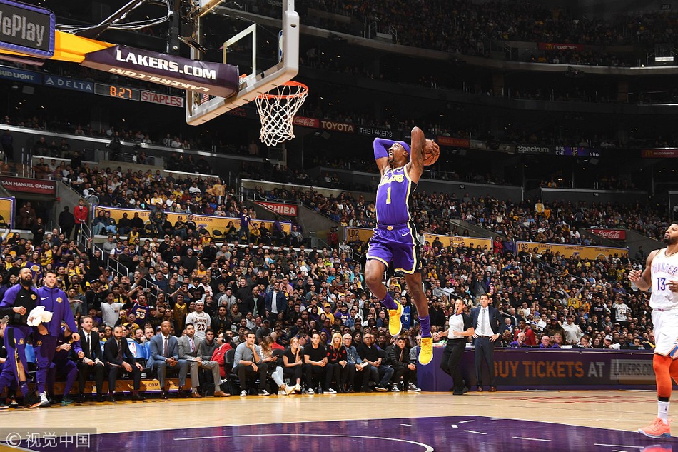 不少老球迷 不少老球迷