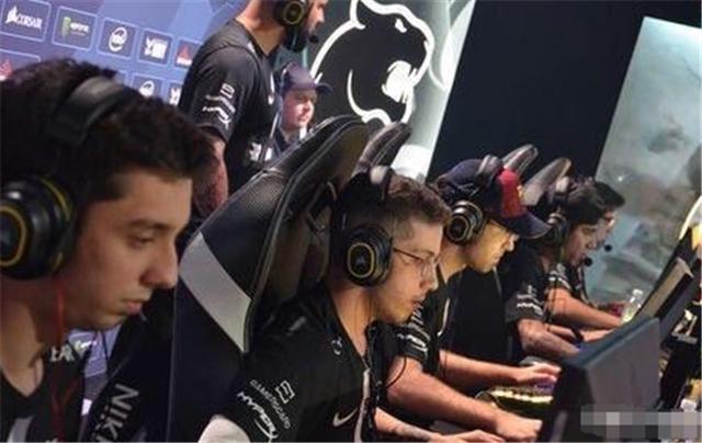 管理层直接 管理层直接