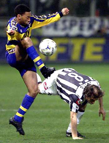 赞助露出与 赞助露出与